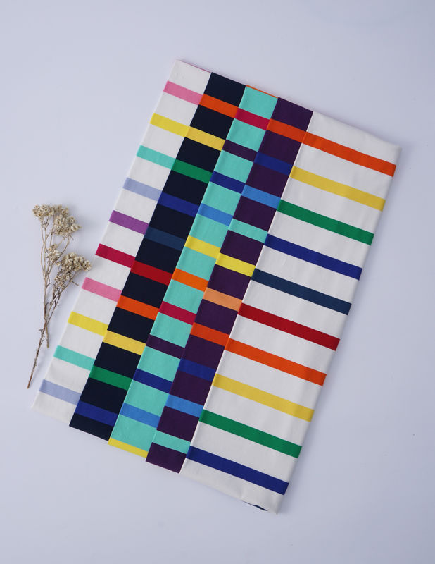 Easy To Care  Wear-Resistant And Breathable Classic Striped Material Fabric For Casual Wear