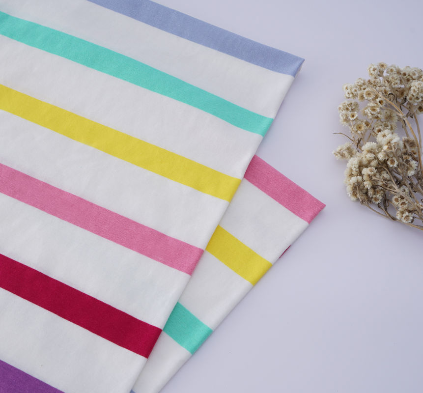 Easy To Care  Wear-Resistant And Breathable Classic Striped Material Fabric For Casual Wear