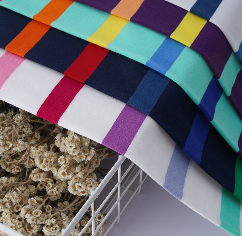 Easy To Care  Wear-Resistant And Breathable Classic Striped Material Fabric For Casual Wear